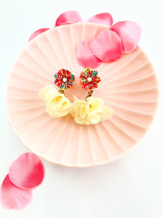 Fluffy petals with red flower Earrings