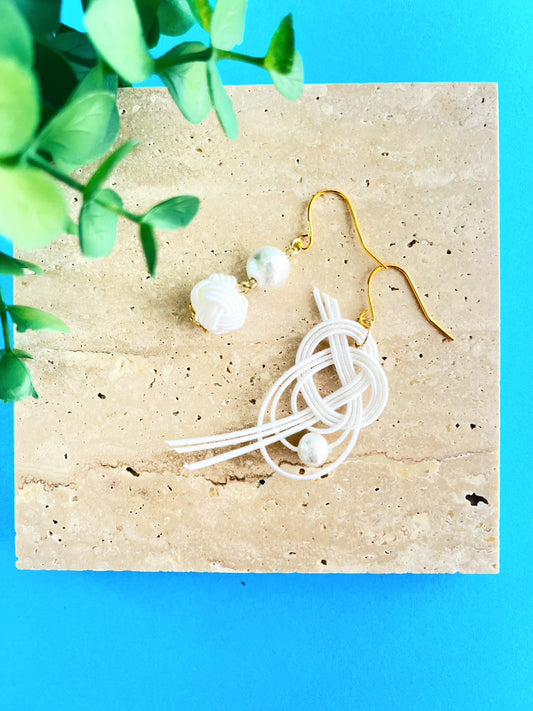 White plum blooms Earrings