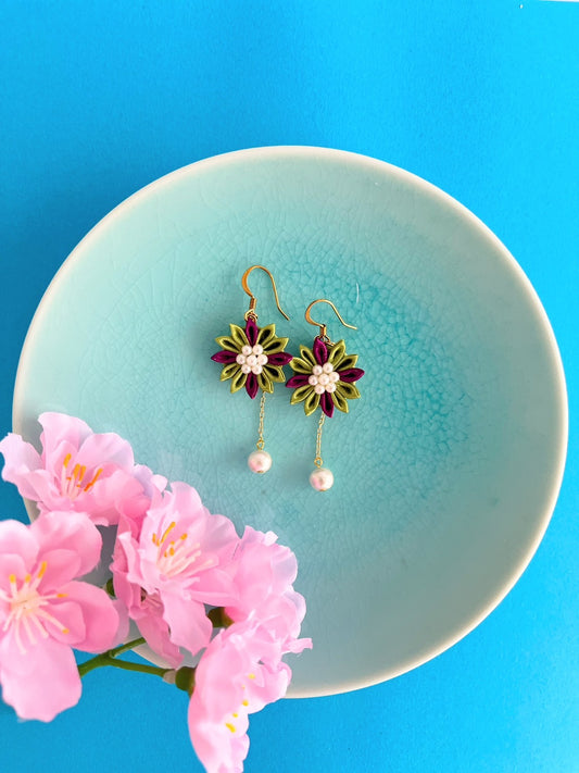 Autumn twilight feels green×brown Earrings