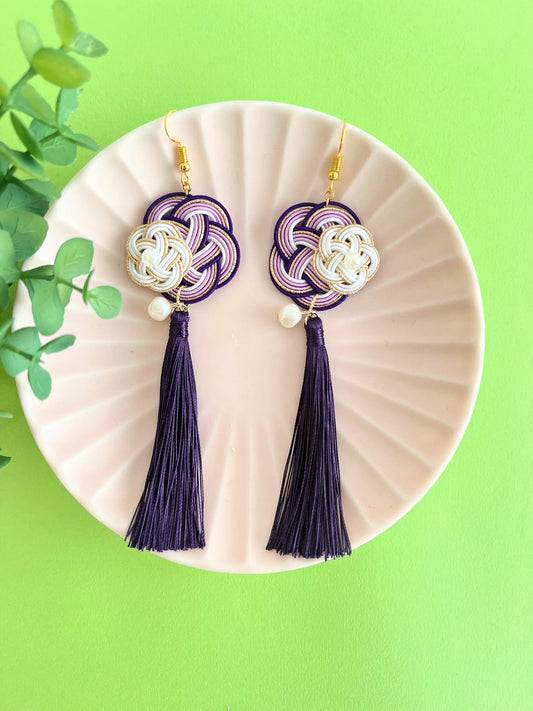 Mauve enjoying spring Earrings