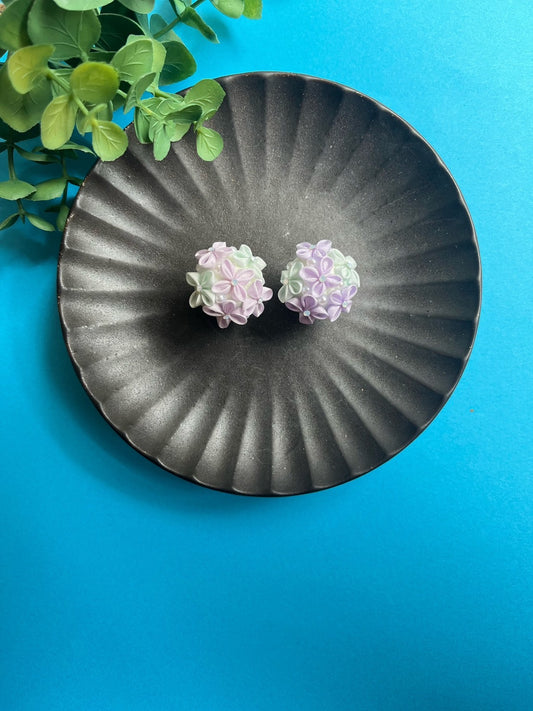 Blue × Purple hydrangea bouquet earring