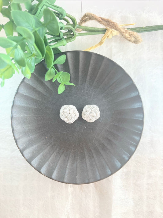 Pure white snowflakes Earrings