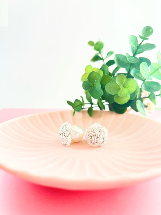 Pure white snowflakes Earrings