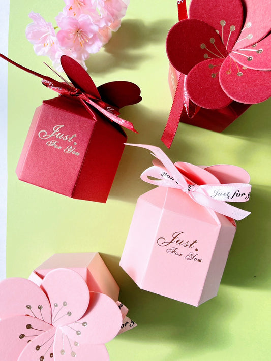 【Optional 】Flower Special Gift Wrapping（Cherry blossom pink / Plum red）