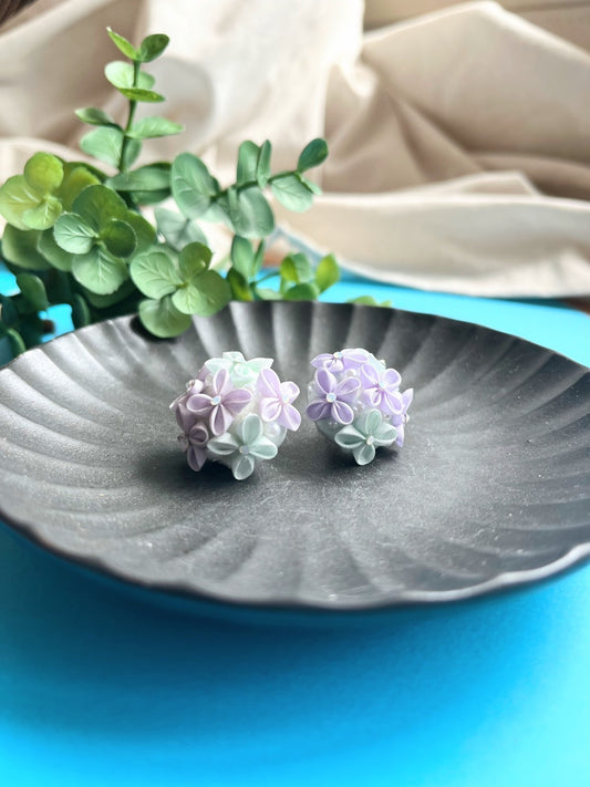 Blue × Purple hydrangea bouquet earring