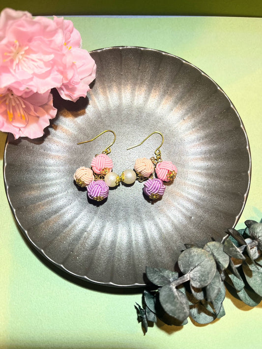 Pink × purple triple ball earrings