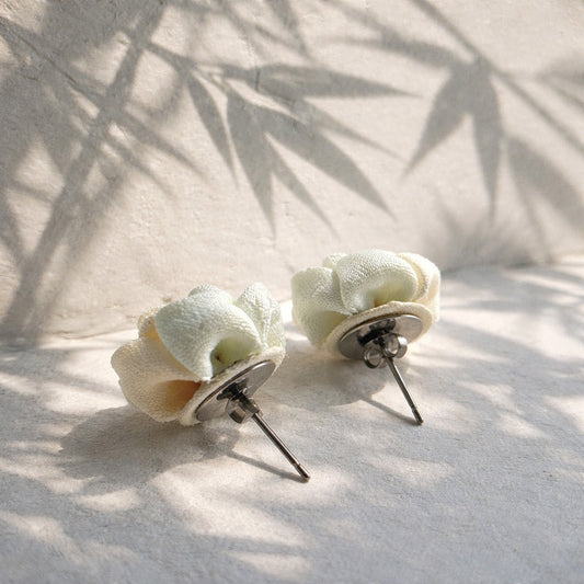 Yellow× Yellow-Green Fancy Flower Earrings