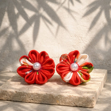 可憐(karen) Red kimono flower earrings